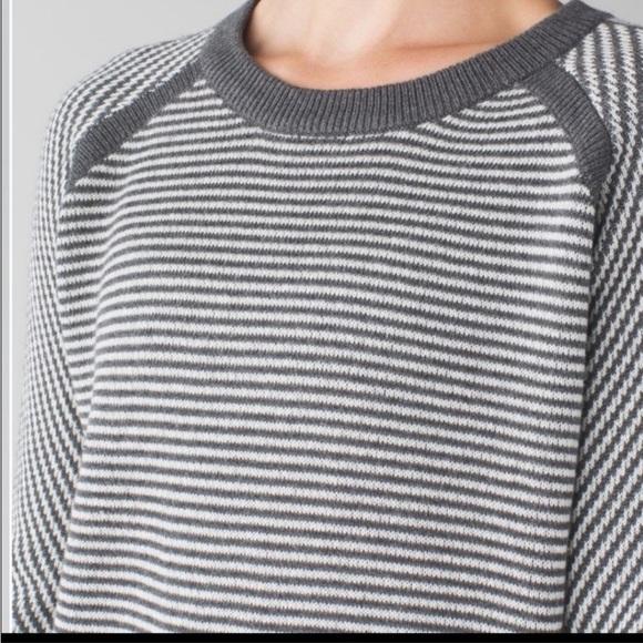Lululemon Devi Crew Sweater Heathered Dark Grey / Heathered Light Grey | Size 8 - Picture 3 of 12